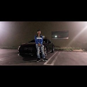 Meet your Posher, Jonathan